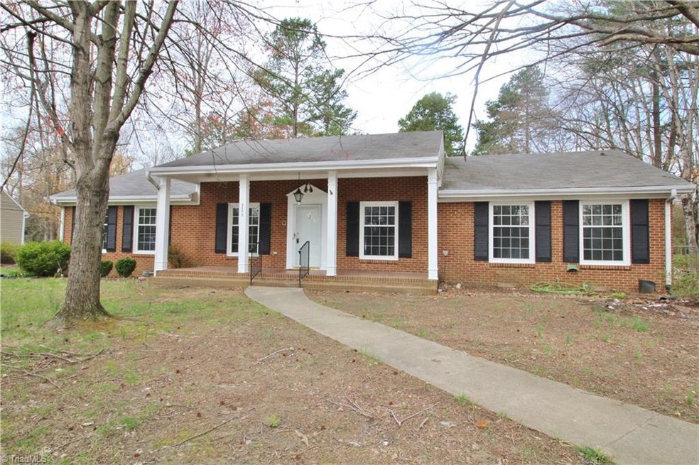 3305 Dillon Rd, Jamestown NC 27282