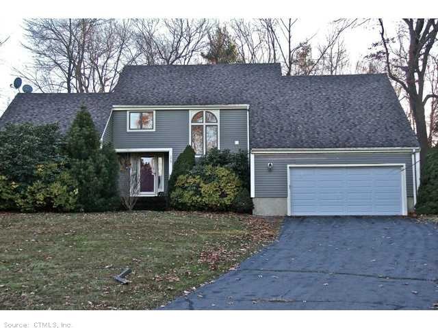 173 Straddle Hill, Wethersfield, CT 06109 - photo 1