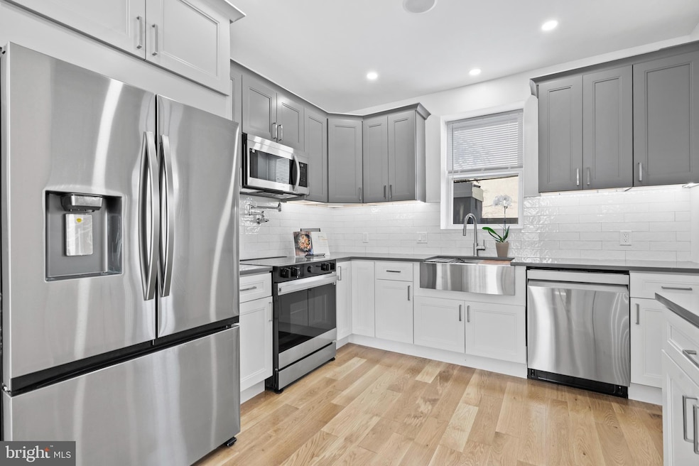 2024 N Palethorp St, Philadelphia, PA 19122 - photo 1