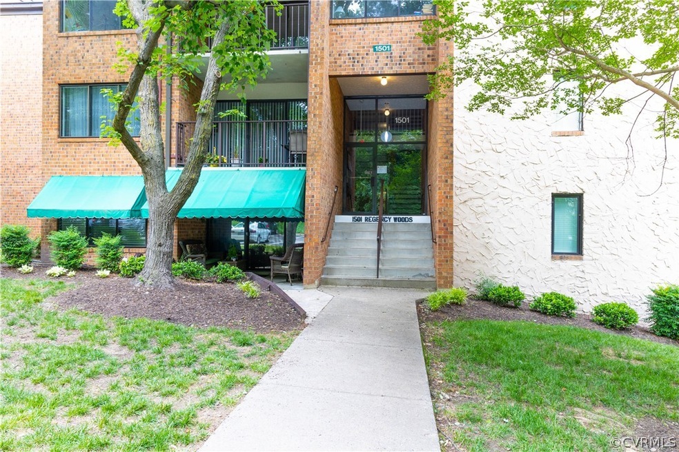 1501 Regency Woods Rd unit 202, Henrico, VA 23238 - photo 1