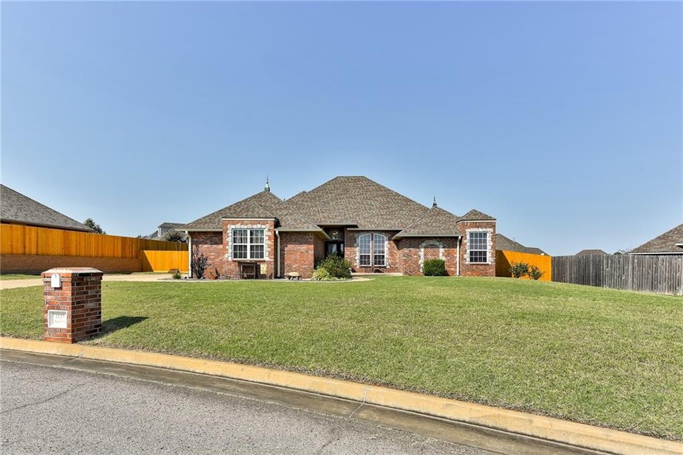1610 Happy Valley, Shawnee, OK 74804 - photo 1