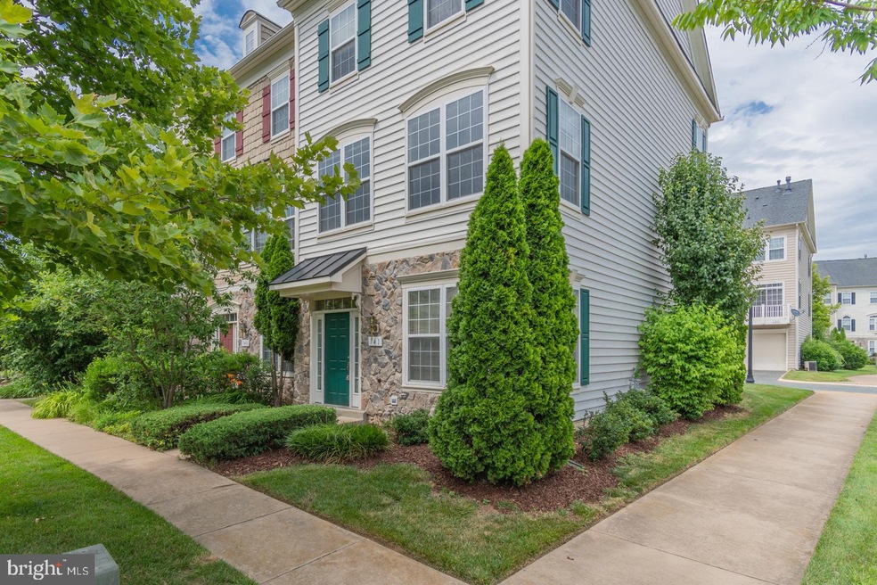 741 Collington Ct, Woodbridge, VA 22191 - photo 1