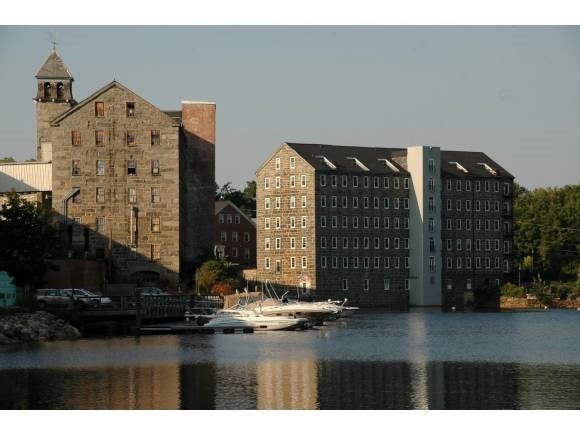 6 Bay Rd unit 24, Newmarket, NH 03857 - photo 1