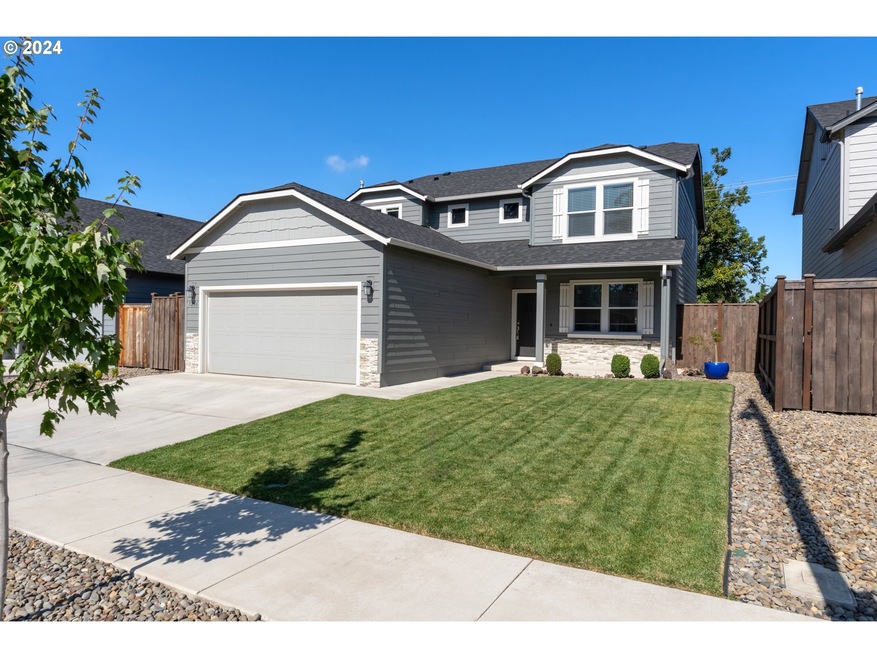 5286 Squirrel St, Springfield, OR 97478 - photo 1