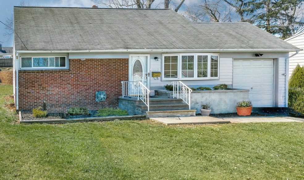 353 front view