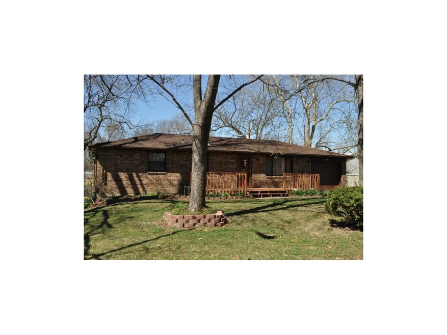 Gorgeous Brick Ranch Home with NEW Roof & Doublewi