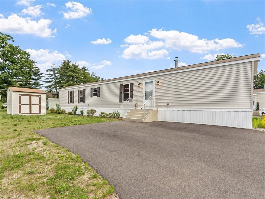 519 E River St unit 23, Orange, MA 01364 - photo 1