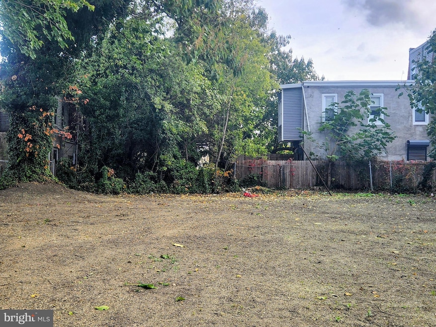 For Sale $275,000 • Co-Listing Agent