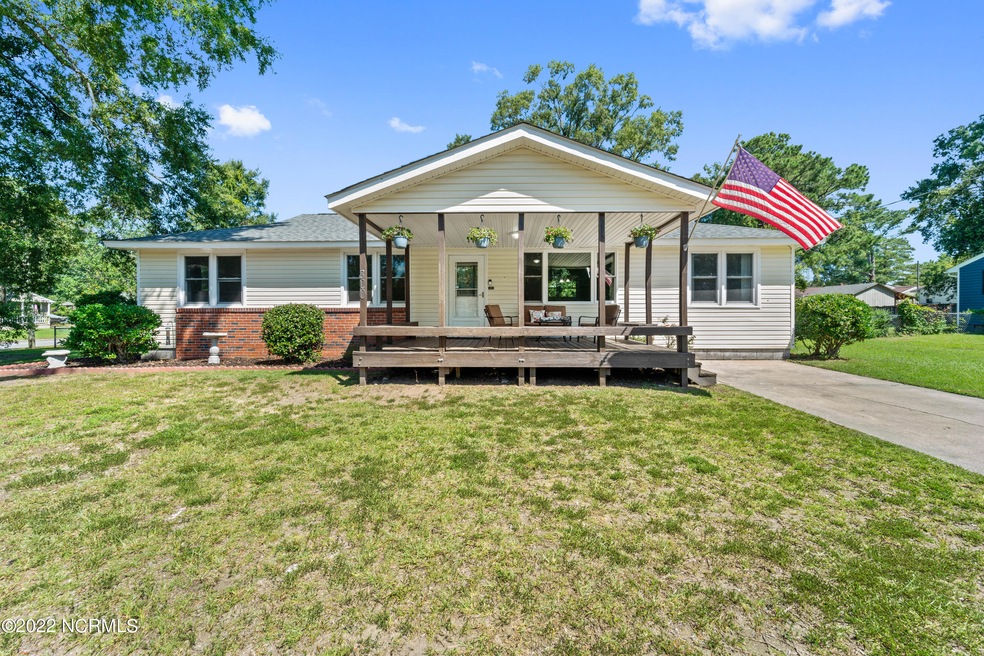 800 Williams St, Jacksonville, NC 28540 - photo 1