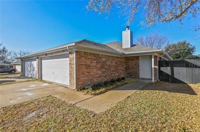 6319 Christy Ct, North Richland Hills, TX 76182 - photo 1