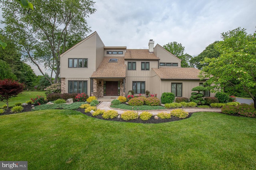 818 Northwinds Dr, Bryn Mawr, PA 19010 - photo 1