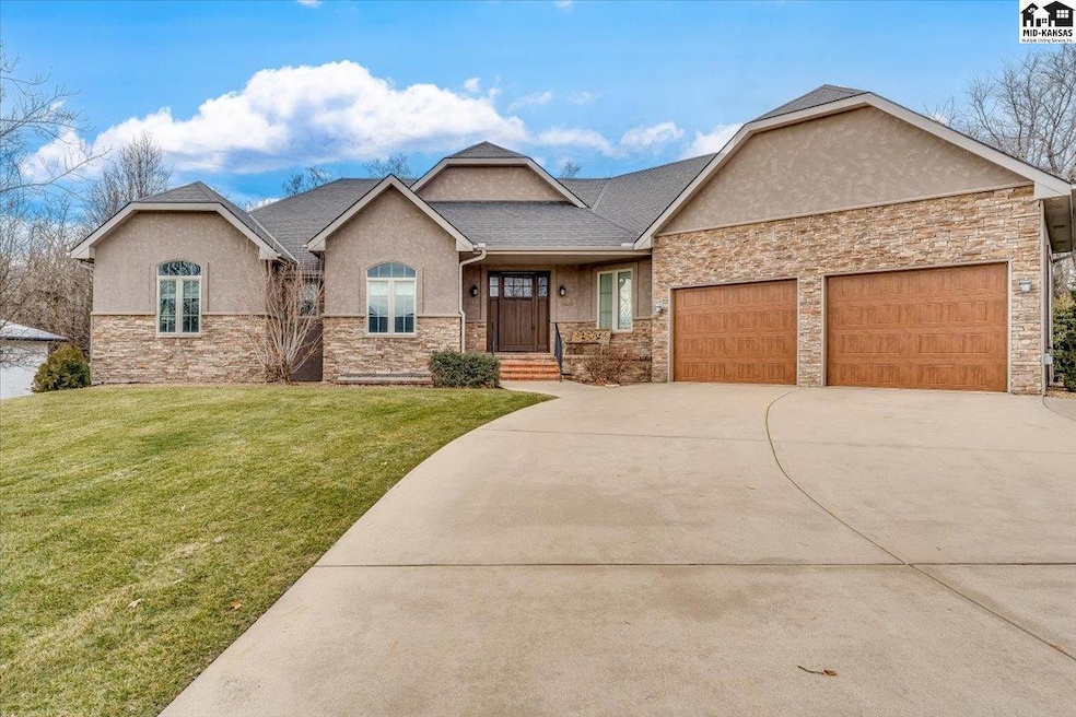 2809 Inverness Rd, Hutchinson, KS 67502 | MLS# 49818