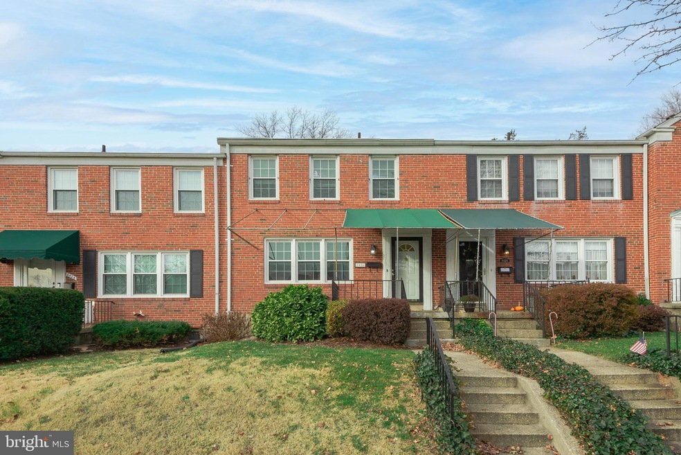 8426 Pleasant Plains Rd, Towson, MD 21286 - photo 1