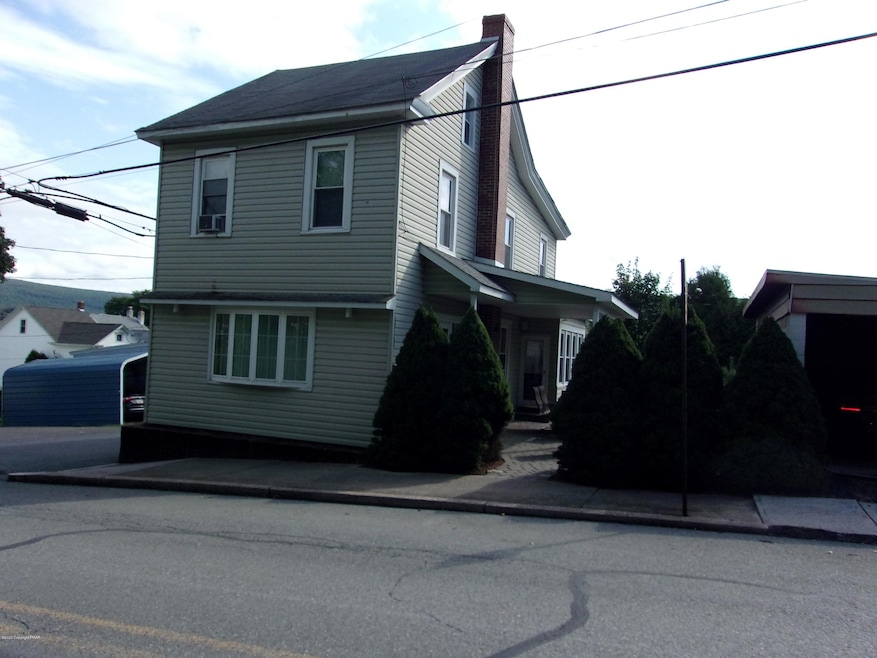 24 Walnut Ave, Jim Thorpe, PA 18229 - photo 1