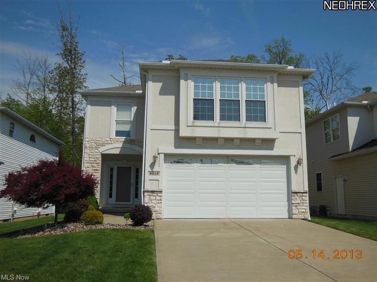 9313 Scottsdale Dr, Broadview Heights, OH 44147 - photo 1