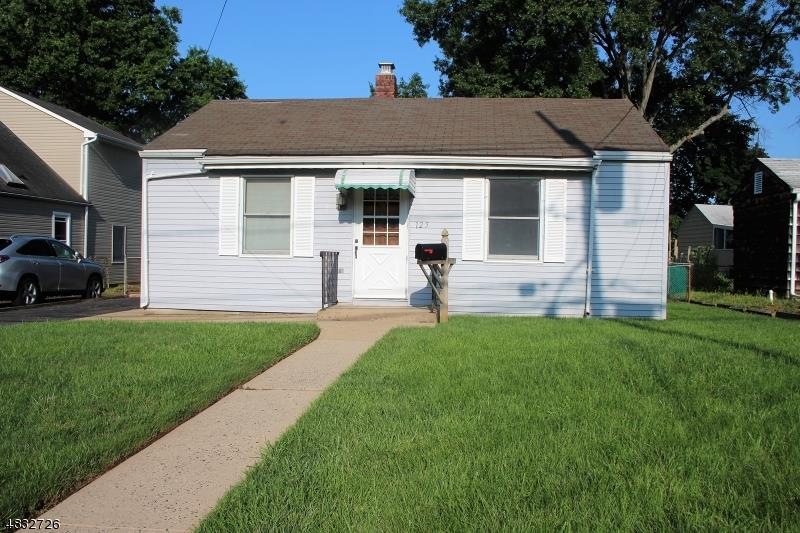 125 N Adamsville Rd, Somerville, NJ 08876 - photo 1