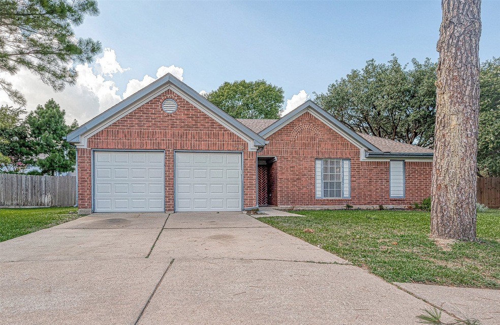 7746 Gable Pt Point, Houston, TX 77095 - photo 1