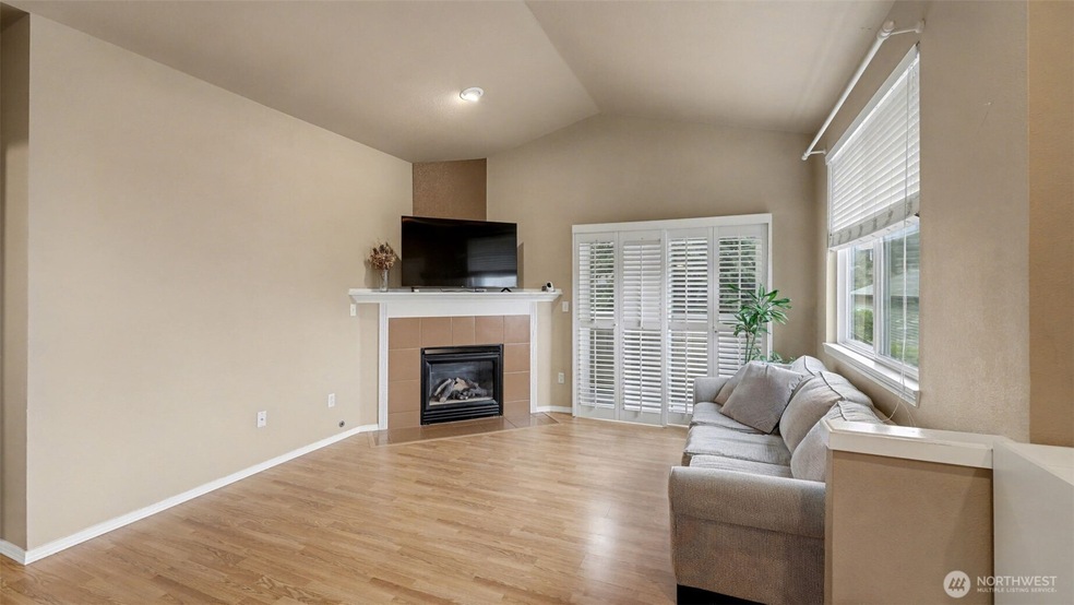 1500 S 18th St unit S202, Renton, WA 98055 - photo 1