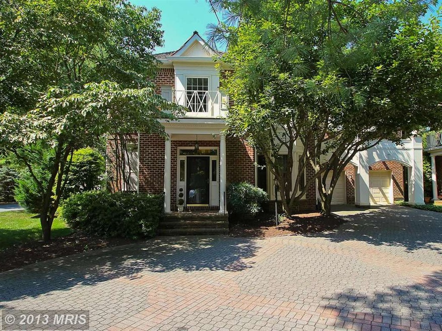 9125 Town Gate Ln, Bethesda, MD 20817 - photo 1