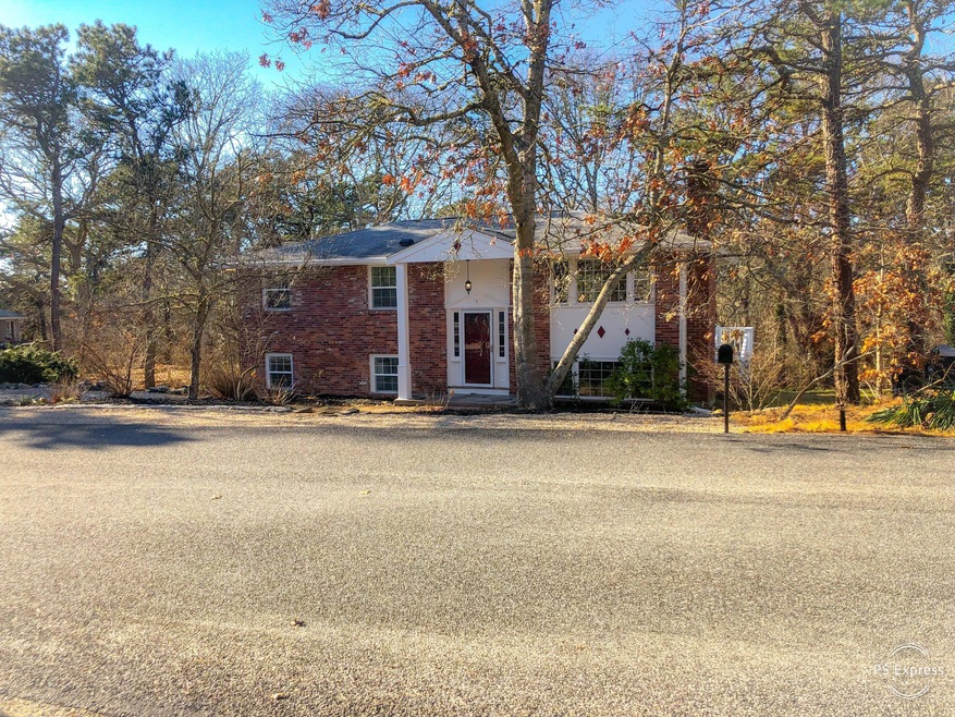 7 Cassidy Ave, South Dennis, MA 02660 - photo 1