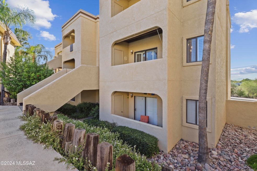 5500 N Valley View Rd unit 211, Tucson, AZ 85718 - photo 1