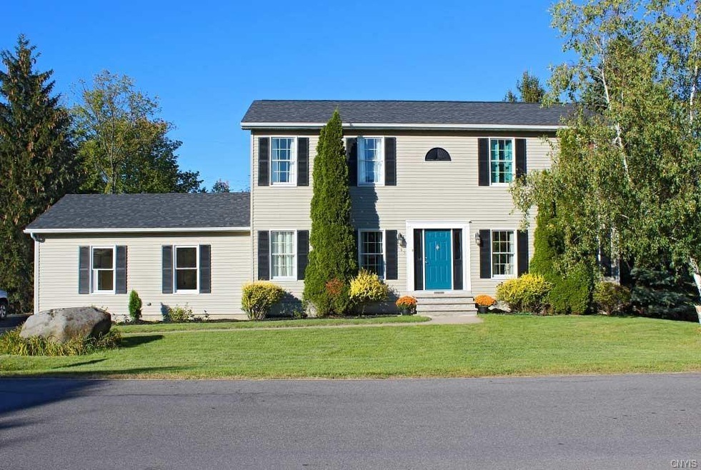 WELCOME TO 145 SKYLINE DR!