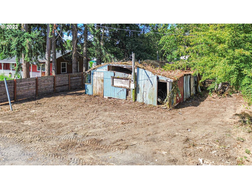 209 N Maple St, Canby, OR 97013 - photo 1