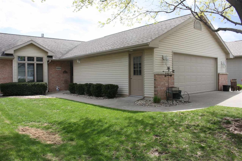 W2803 Brookhaven Dr unit 1, Appleton, WI 54915 - photo 1