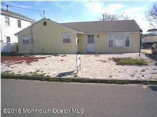 218 Rosewood Dr, Bayville, NJ 08721 - photo 1