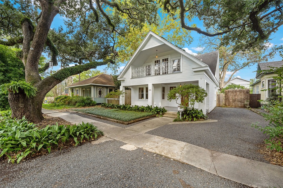 305 E 23rd St, Houston, TX 77008 - photo 1