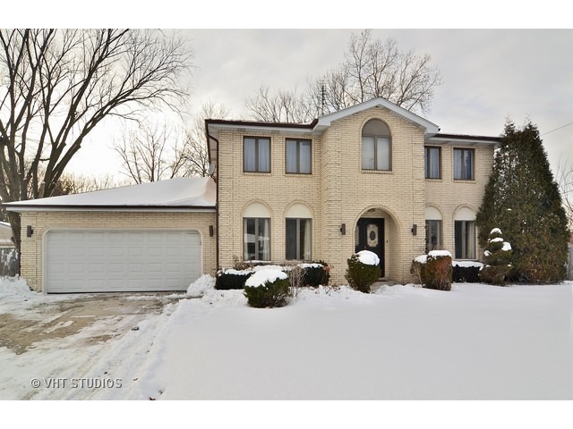 10164 Meadow Ln, Des Plaines, IL 60016 - photo 1