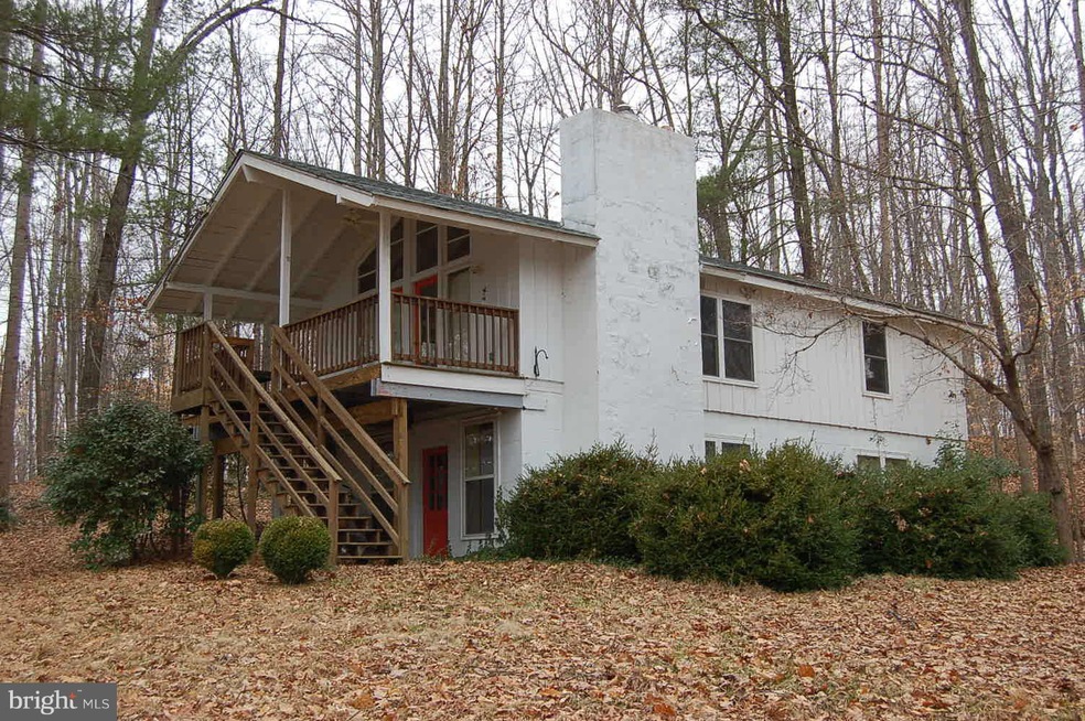 1606 N Lakeshore Dr, Louisa, VA 23093 - photo 1