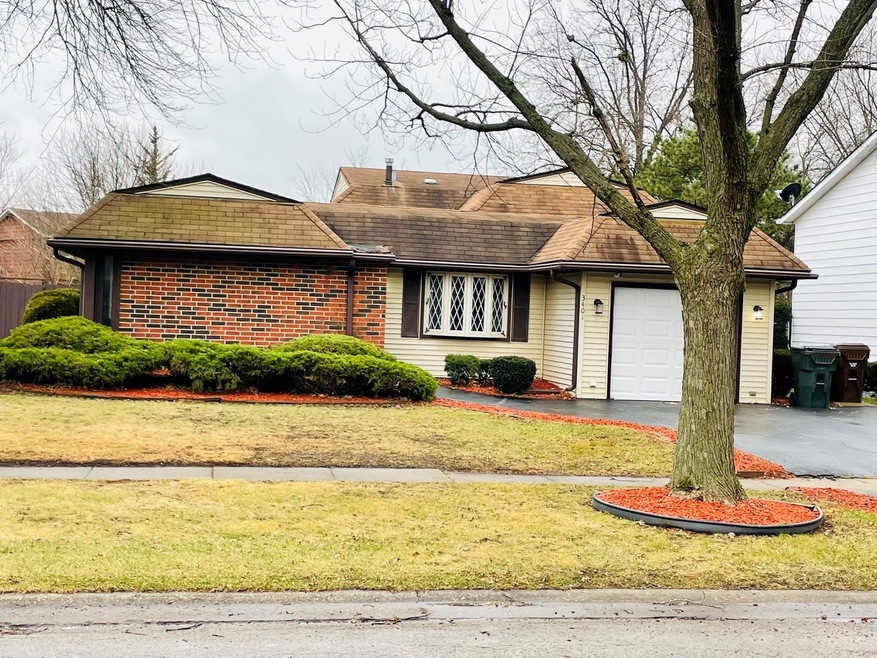 3401 Chambord Ln, Hazel Crest, IL 60429 - photo 1