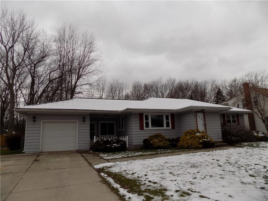 2910 Homestead Dr, Erie, PA 16506 - photo 1