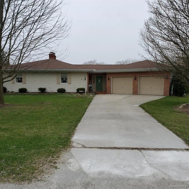 235 Scott Rd.jpg