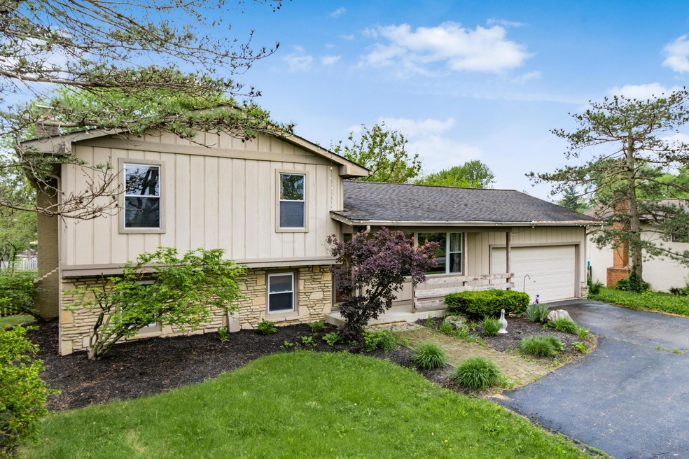 5830 Godown Rd, Columbus, OH 43235 - photo 1