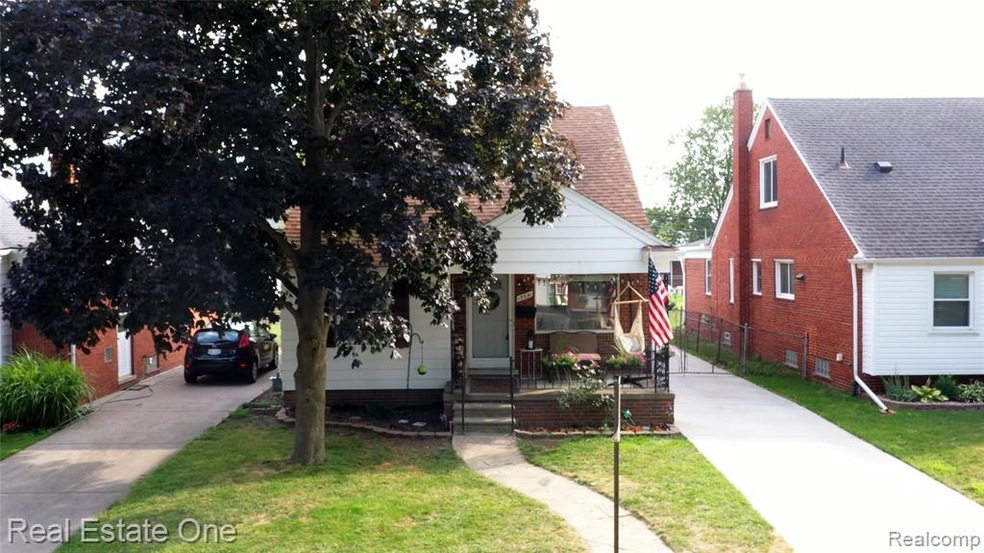 Solid Brick and aluminum home Totally updated.