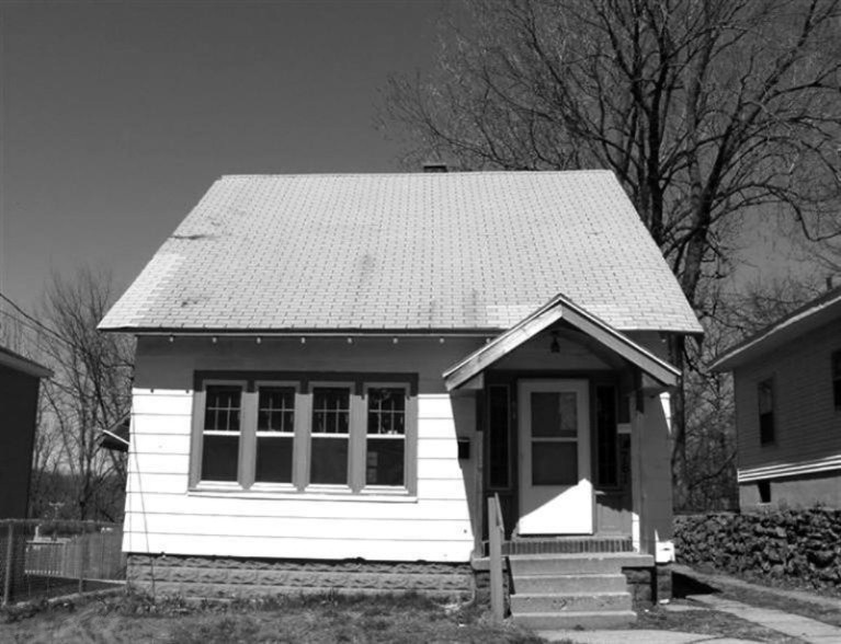 Primary Photo