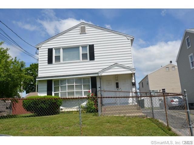 202 Robin St, Bridgeport, CT 06606 - photo 1
