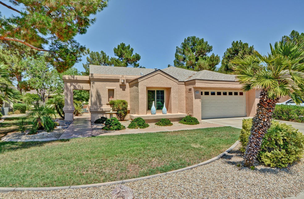 FRONT VIEW OF GEMINI/TWIN