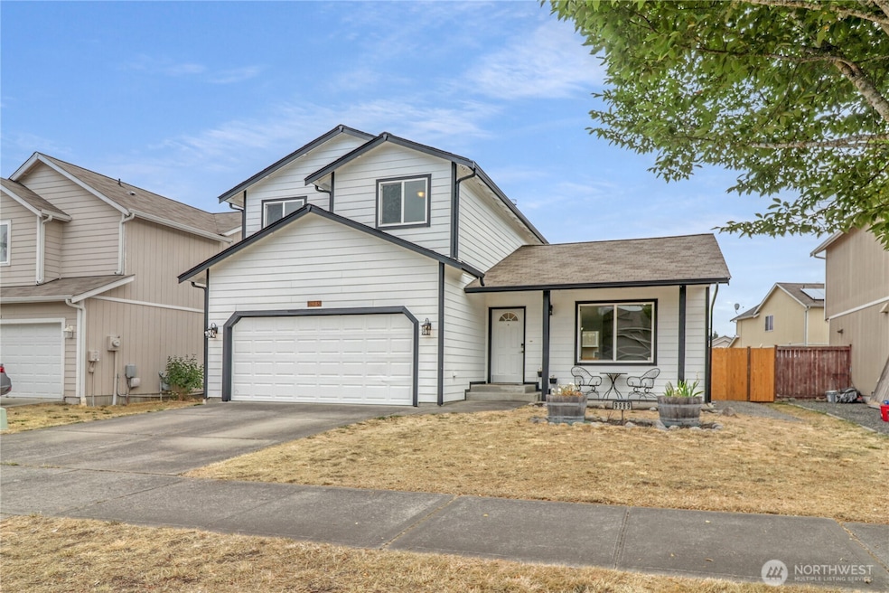 9989 Greenleaf Loop SE, Yelm, WA 98597 - photo 1