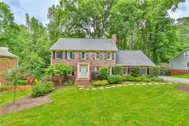 Fabulous traditional in sought after Princeton Lak