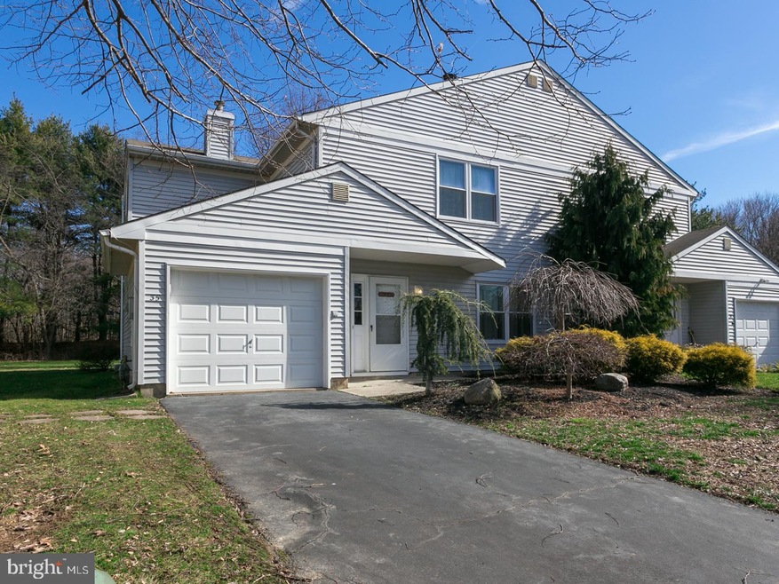 35 Wyndmoor Dr, East Windsor, NJ 08520 - photo 1