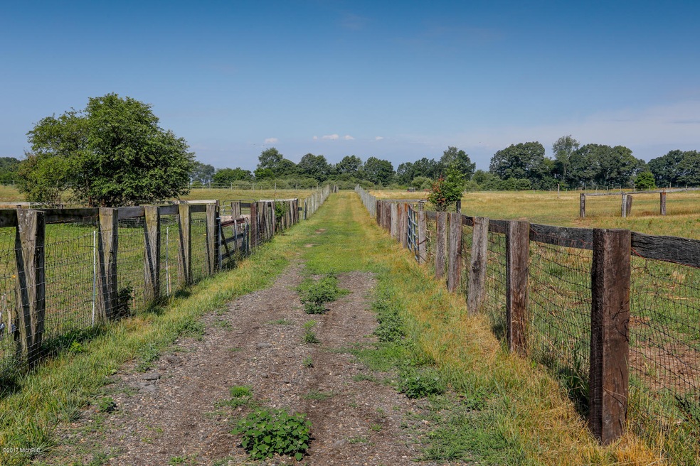9508 S 10th St, Schoolcraft, MI 49087 - photo 1