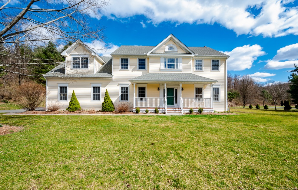 252 Bluff Point Rd, South Glastonbury, CT 06073 - photo 1