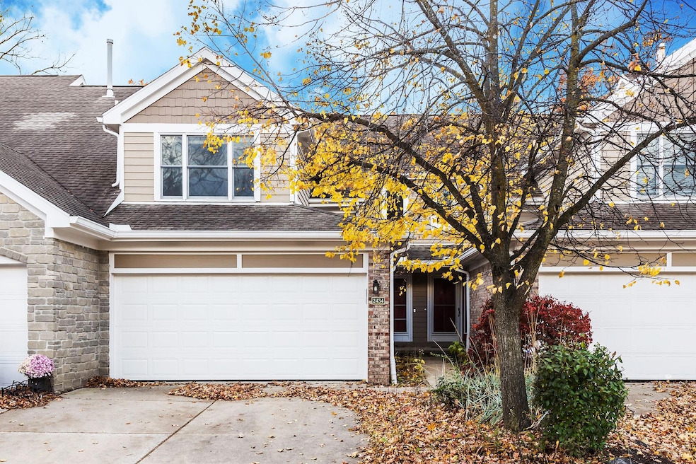 2434 Mulberry Ct unit 22A, Ann Arbor, MI 48104 - photo 1