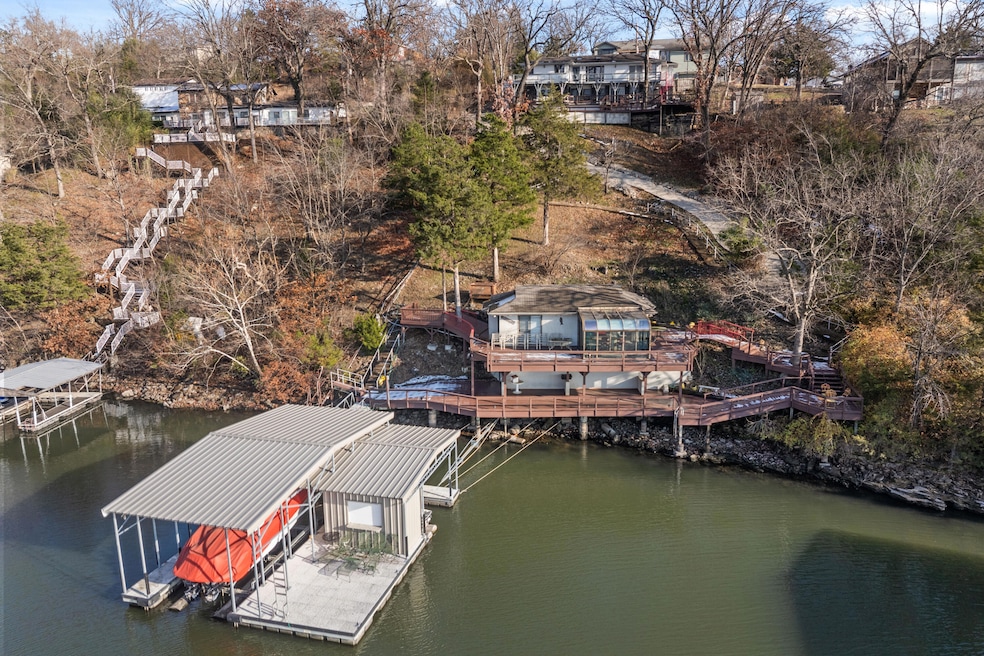 180 Borders Dr, Lake Ozark, MO 65049 - photo 1