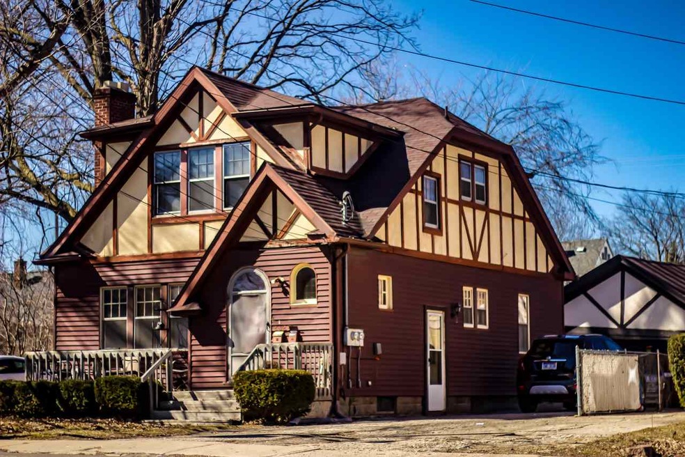 2822 Miller Rd, Flint, MI 48503 - photo 1