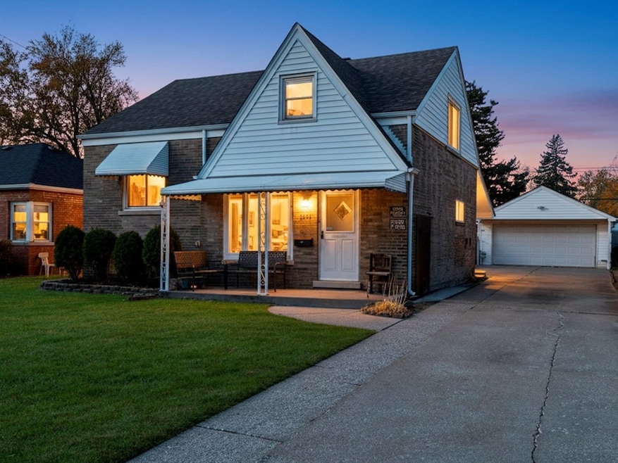 334 Maple Ln, Hillside, IL 60162 - photo 1