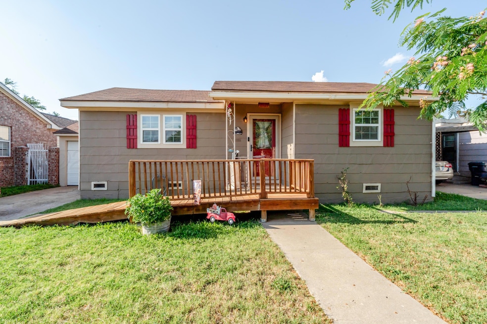 3621 NE 19th-35